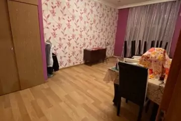 Satılır Köhnə Tikili Bakıxanovda
