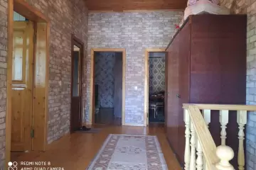 Satılır Həyət Evi Buzovnada