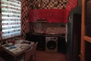Satılır Həyət Evi Buzovnada