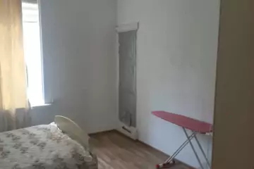 Aylıq Kirayə Köhnə Tikili İçərişəhərdə