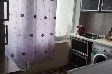 Satılır Köhnə Tikili Xəzər Dairəsida