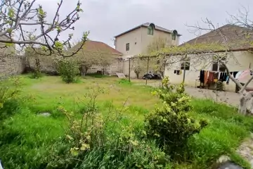 Satılır Həyət Evi Buzovnada