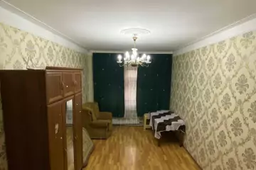 Satılır Köhnə Tikili Yasamalda