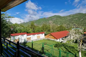 Günlük Kirayə Bağ Evi İsmayıllı Rayonunda