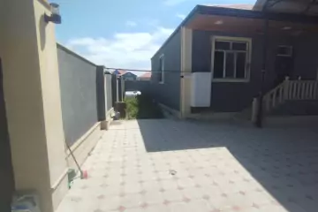 Satılır Həyət Evi Savalan Qəsəbəsida