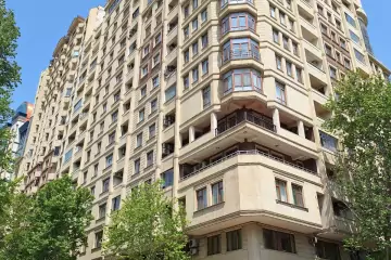 Satılır Yeni Tikili 28 May Metrosu ətrafında