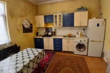 Satılır Həyət Evi Buzovnada