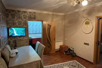 Satılır Köhnə Tikili Biləcəridə
