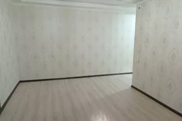 Satılır Köhnə Tikili Ukraniya Dairəsida