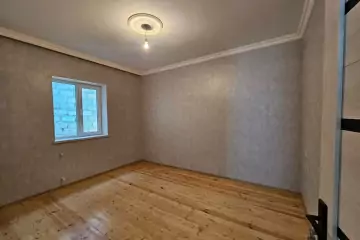 Satılır Həyət Evi Binədə