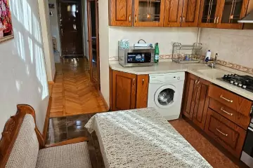 Aylıq Kirayə Köhnə Tikili Elmler Akademiyasıda