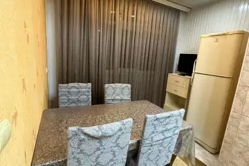 Aylıq Kirayə Köhnə Tikili 8-ci Kilometrdə