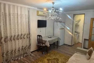 Aylıq Kirayə Köhnə Tikili Elmler Akademiyasıda
