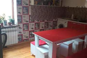 Satılır Həyət Evi Zabrat Qəsəbəsida
