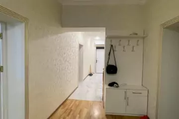 Satılır Həyət Evi Bakıxanovda