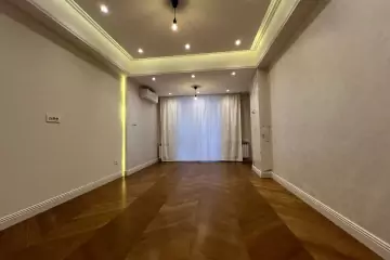 Satılır Yeni Tikili Elmler Akademiyasıda