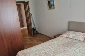 Aylıq Kirayə Yeni Tikili Elmler Akademiyasıda