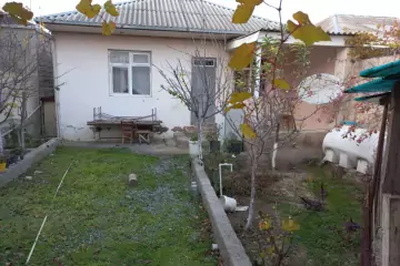 Satılır Həyət Evi şağanda