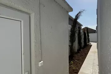 Satılır Həyət Evi Buzovnada