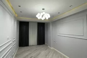 Satılır Yeni Tikili 7-ci Mikrorayonda