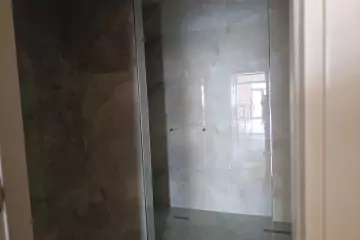 Satılır Yeni Tikili Elmler Akademiyasıda