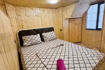 Günlük Kirayə Bağ Evi Quba Rayonunda