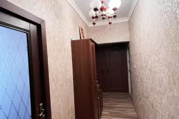 Satılır Köhnə Tikili Ukraniya Dairəsida