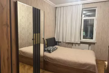 Satılır Yeni Tikili 8-ci Kilometrdə