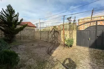 Satılır Həyət Evi Yeni Bakida