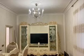 Satılır Həyət Evi Bakıxanovda