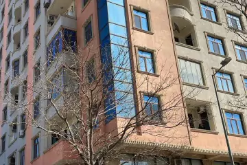 Satılır Yeni Tikili 28 May Metrosu ətrafında