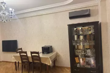 Satılır Yeni Tikili 8-ci Kilometrdə
