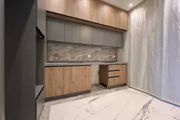 Satılır Yeni Tikili Elmler Akademiyasıda
