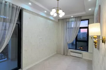 Satılır Yeni Tikili Ağ şəhər Kompleksində