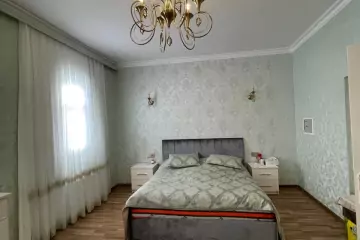 Satılır Həyət Evi Bakıxanovda