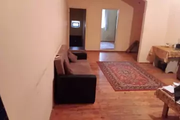 Satılır Həyət Evi Rəsulzadə Qəsəbəsində