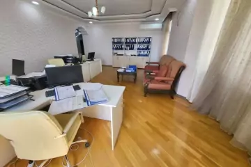 Satılır Yeni Tikili Nərimanov Parkı