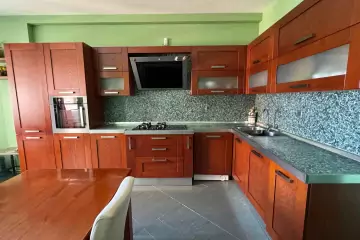 Satılır Yeni Tikili 28 May Metrosu ətrafında