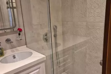 Aylıq Kirayə Yeni Tikili Elmler Akademiyasıda