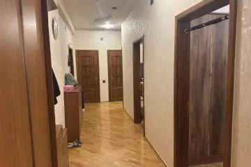Satılır Yeni Tikili 8-ci Kilometrdə