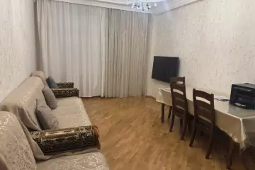 Satılır Yeni Tikili 8-ci Kilometrdə