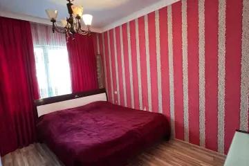 Satılır Köhnə Tikili Ukraniya Dairəsida