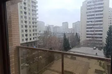 Satılır Yeni Tikili Elmler Akademiyasıda
