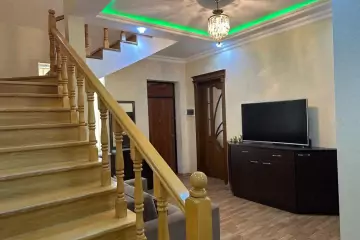Satılır Həyət Evi Yeni Bakida