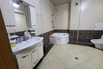 Satılır Yeni Tikili Nərimanov Parkı