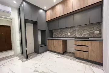 Satılır Yeni Tikili Elmler Akademiyasıda