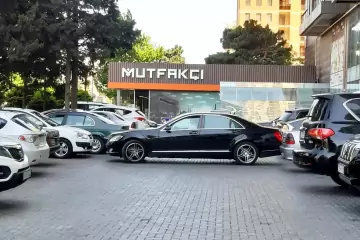 Satılır Yeni Tikili Elmler Akademiyasıda