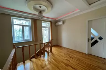 Satılır Həyət Evi Yeni Bakida