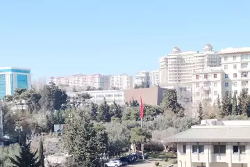 Satılır Yeni Tikili Dostluq Kinoteatrında