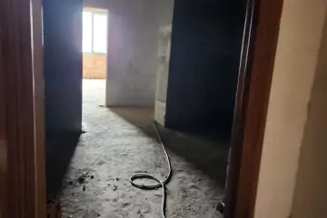 Satılır Yeni Tikili Ağ şəhər Kompleksində